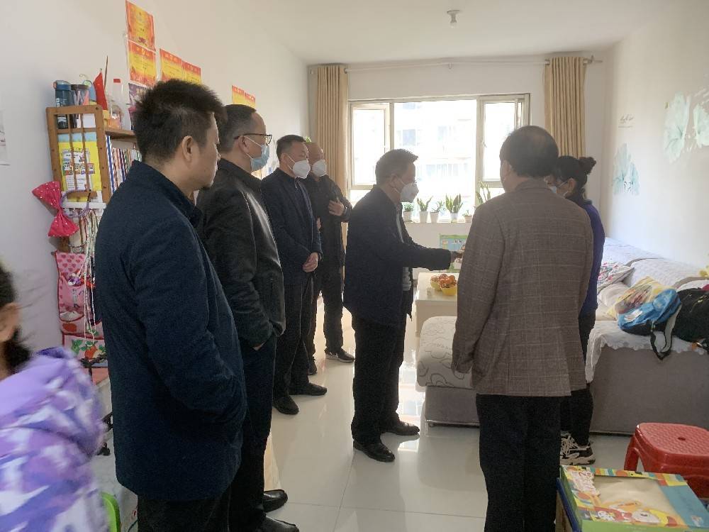 1673846540188216.jpg 送温暖1.jpg